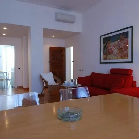 Apartament Conca Del Naviglio By Halldis Mediolan